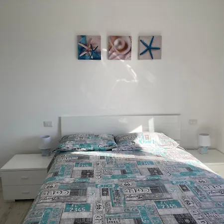 Casa Al Mare فاراتسي