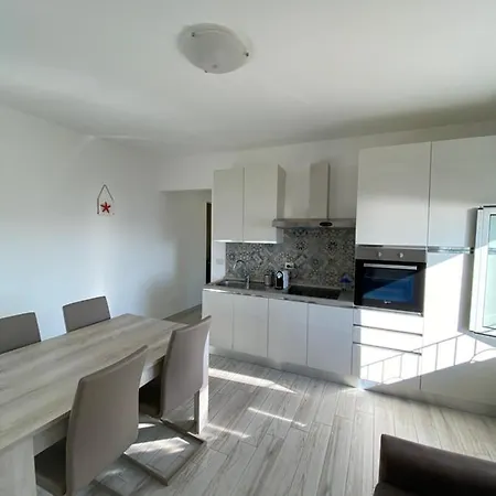 Apartment Casa Al Mare Varazze